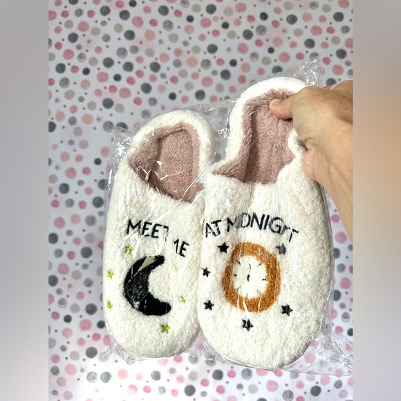 Meet Me At Midnight Slippers Slip On Non-Slip Backless - Picture 3 of 7